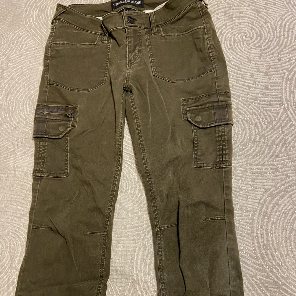 Skinny cargo pants